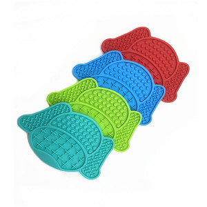 <b>Slow</b> <b>Feeder</b> Silicone Dog Lick Pad Plate With Suction Cup Cute Pet Lick Mat Bowl - Product Image 5