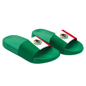 2026 pour l'équipe nationale du Mexique imprimé anti-dérapant Super doux fans de football chaussons et chaussettes d'eau - Product Image 1