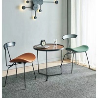 Chaise de dossier décontractée design nordique chaise en cuir de style industriel rétro fer art lumière luxe fourmi chaise de salle à manger