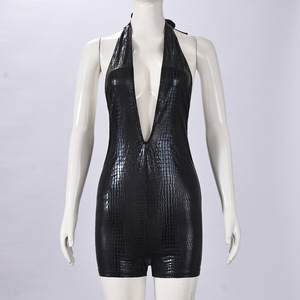 <span class=keywords><strong>Combinaison</strong></span> en similicuir pour <span class=keywords><strong>femme</strong></span> Peeqi 51949JBD, mode automne, une pièce, halter, dos nu, sexy, découpée, moulante - Product Image 5