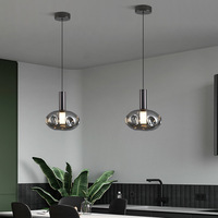 Lustre de chevet italien moderne et minimaliste 2025 haut de gamme pour chambre à coucher Bar Lampes élégantes Nouvelle maison Lampes suspendues de taille moyenne
