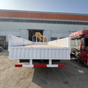 משאית מנוף ניידת משומשת מדגם Sinotruk Howo 8x4, 10-12 טון, מנוע Yuchai, גובה הרמה 12.8 מטר, מומנט גבוה, מערכת בולמי זעזועים MOOG/KYB, לעבודות בנייה. - Product Image 6