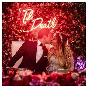 Boîte à néon LED personnalisée avec indice de protection IP68 pour la décoration de mariage et l'utilisation en entreprise, affichage intérieur/extérieur - Product Image 2
