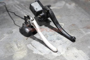 Strumento di Pulizia Laser a Impulsi Portatile Versatile da 500W con Configurazione <span class=keywords><strong>Mini</strong></span> Carrello e Maniglie per Restauro Metalli e Preparazione Non-Metalli - Product Image 5