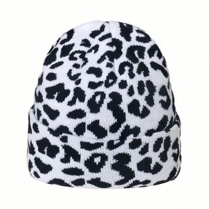 Bonnet d'hiver pour hommes en gros, bonnet de ski sportif, bonnet tricoté, bonnets jacquard camouflage personnalisés pour hommes - Product Image 2