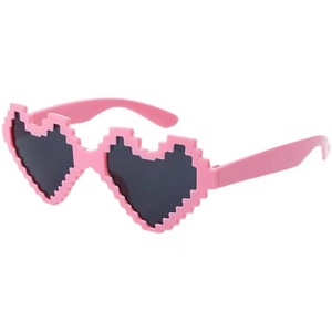 Lunettes de soleil mosaïque cœur Saint-Valentin 2026 pour elle, lunettes de fête pixel esthétiques pour femme, cadeau amusant pour mariage, vente en gros - Product Image 6
