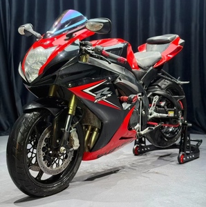 Utilisé pour la <span class=keywords><strong>Victory</strong></span> Daytona 660 en 2025. Motocyclettes sportives de 660 cm³. Disposer d'un ABS. Motocyclettes d'occasion de haute qualité. - Product Image 5
