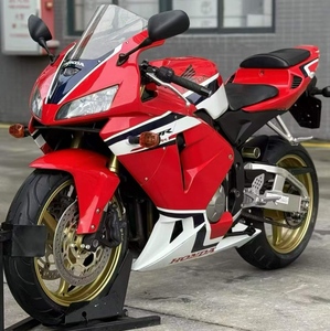 Utilisé pour les Kawasaki ZX-6R, puissantes motos sportives. Motocyclettes d'occasion de haute qualité à vendre - Product Image 3