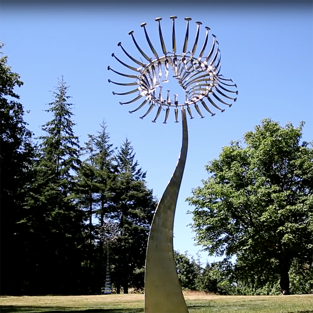 Rotating Stainless Steel Wind Powered Kinetic Sculpture Led Decoration