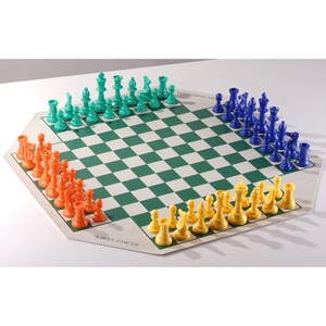 Juego <span class=keywords><strong>de</strong></span> <span class=keywords><strong>Ajedrez</strong></span> <span class=keywords><strong>de</strong></span> <span class=keywords><strong>cuatro</strong></span> jugadores para niños Backgammon <span class=keywords><strong>de</strong></span> plástico con 4 piezas <span class=keywords><strong>de</strong></span> <span class=keywords><strong>ajedrez</strong></span> para que las personas jueguen juntas - Product Image 4