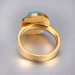 Vente en gros de bijoux de mode : Bagues rondes circulaires en acier inoxydable plaqué or 18 carats, étanches, avec turquoise bleue, pour femmes et hommes - Product Image 5