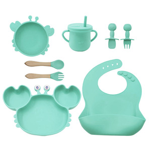 Juego de alimentación ecológico para bebés de 8 piezas, plato redondo de silicona con ventosa, juego de babero, apto para lavavajillas, utensilios de entrenamiento para niños pequeños - Product Image 2