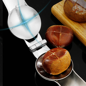 Abridor y Cortador de Castañas Dos en Uno de Acero Inoxidable para Cocina, Ecológico, Duradero, para Uso Familiar - Product Image 3