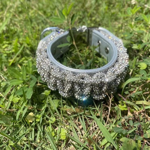Venta al por mayor de diamantes de imitación de cuerda de cuero CRYSTAL BRAID <span class=keywords><strong>Pet</strong></span> LEASH SET <span class=keywords><strong>Collar</strong></span> de perro de lujo con hebilla de metal - Product Image 2