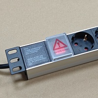 PDU horizontal 19 pouces en alliage d'aluminium de type allemand 16A, 8 voies, avec interrupteur marche/arrêt, pour assurance qualité 1U