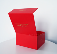 Caja de Regalo de Papel Roja de Lujo Personalizada con Cierre Magnético, Impresión de Logotipo en Lámina Dorada y Cartón Rígido para Empaque Premium