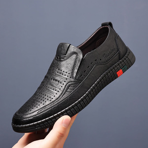 Zuecos casuales de cuero para hombre, sin cordones, con diseño hueco y transpirable, modelo 9985, en negro y gris, sandalias para adulto. - Product Image 4