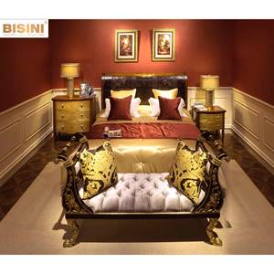 Cama de Madera Maciza de Estilo Rústico Británico <span class=keywords><strong>con</strong></span> Cabecera Tapizada en Piel de Cocodrilo, <span class=keywords><strong>Tachuelas</strong></span> Decorativas de Latón y Banco de Cama - Product Image 1