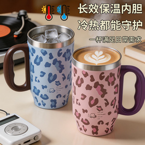 Termo con estampado de leopardo y asa, taza de café con aislamiento de doble pared de gran capacidad para uso diario de estudiantes - Product Image 1