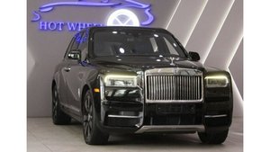 Características únicas y actualizaciones <span class=keywords><strong>ROLLS</strong></span> <span class=keywords><strong>ROYCE</strong></span> CULLINAN <span class=keywords><strong>2021</strong></span> MODELO AÑO GASOLINA NEGRO COLOR coches listos para usar - Product Image 3