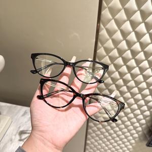 Monture de lunettes œil-de-chat tendance transparente unisexe en TR90 avec verres en résine, style Danyang 210699 - Product Image 3