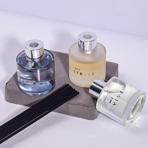 Diffuseur d'huiles essentielles sans flamme pour <span class=keywords><strong>la</strong></span> maison, désodorisant d'intérieur pour toilettes, fleurs séchées, assainisseur d'air pour chambre et salle de bain - Product Image 3