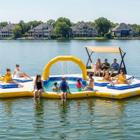 Plateforme Gonflable Aquatique Big Island Aqua Park avec Piscine et Trampoline Intégré, Tente Canapé et Plateforme Combinée