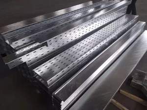 Hersteller Outdoor Perforiertes Aluminium Edelstahl Gewichts liste Preise Größen Kabel rinne - Product Image 5