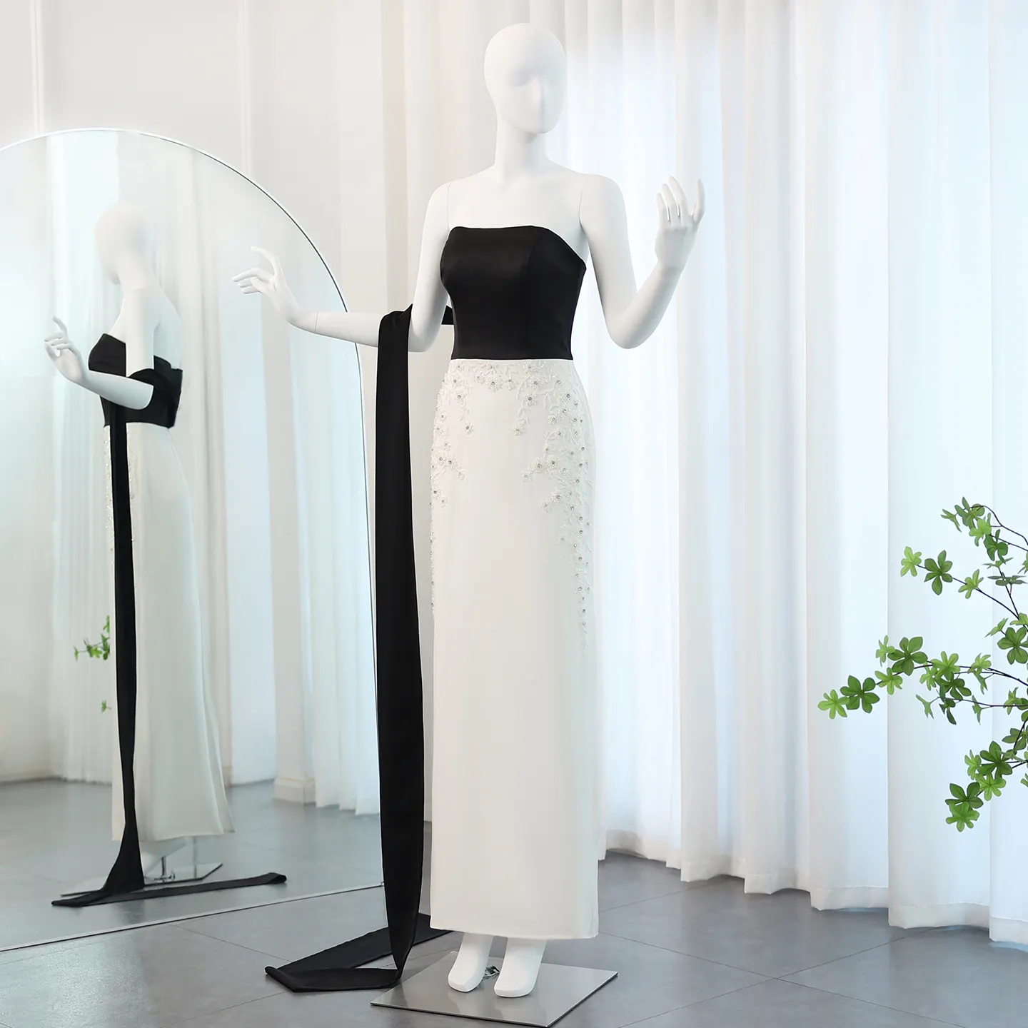 Gaun malam tanpa tali hitam dan putih, gaun pesta pernikahan wanita Arab manik-manik mewah 2024 Sz419 elegan
