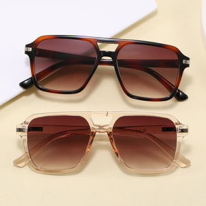 Gafas de Sol Superhot Eyewear 43461 Moda 2025 Retro Clásicas Cuadradas de Piloto con Parte Superior Plana UV400 para Vacaciones al Aire Libre - Product Image 4