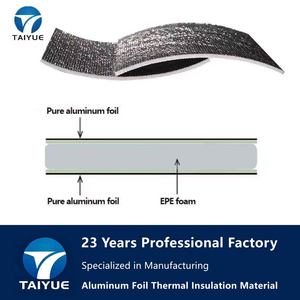 Rouleau <span class=keywords><strong>d</strong></span>'isolation de toiture en mousse EPE réfléchissante résistante à la chaleur en feuille <span class=keywords><strong>d</strong></span>'<span class=keywords><strong>aluminium</strong></span>, barrière radiante pour entrepôt et bâtiment métallique - Product Image 2