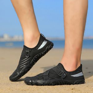 Chaussures de plage et de rivière, chaussures aquatiques respirantes à séchage rapide <span class=keywords><strong>pour</strong></span> <span class=keywords><strong>la</strong></span> natation et <span class=keywords><strong>la</strong></span> randonnée aquatique, idéales <span class=keywords><strong>pour</strong></span> l'été comme l'hiver - Product Image 3