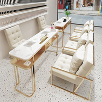 Vente en gros Bureau de manucure Table client pour ongles Mobilier de salon de beauté Ensemble table et chaises de manucure et chariot en bois personnalisé