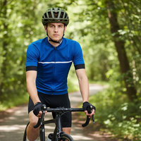 Casque de cyclisme sur route respirant de qualité supérieure avec feu arrière LED en option, certifié CE, conception conviviale pour les trajets quotidiens en vélo
