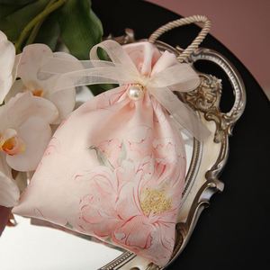 Sac à bonbons de mariage premium 2025, portable et recyclable, avec motif floral - Product Image 2