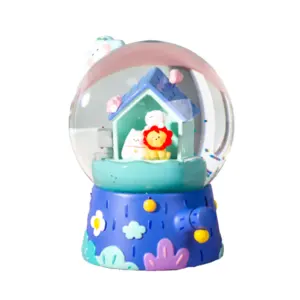 Hot Selling Large Resin Snow Globe with Custom Music and Lovely Animals Shapes for Gifts Decoration
