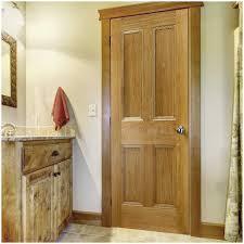 דלתות פנים מעץ מלא בהתאמה אישית, עמידות באש (הסמכת 20-90 דקות), לשימוש ביתי ומסחרי, בעיצוב מודרני וגמר יוקרתי. - Product Image 5