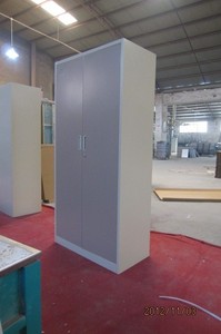 Armoire moderne en acier à 2 portes battantes pour chambre à coucher, casier de rangement double en métal pour vêtements, pliable, pour entrepôt commercial et atelier - Product Image 2