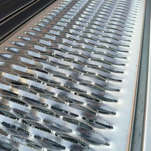 Plaques de caillebotis en aluminium et acier au toucher unique pour décoration intérieure créative Feuilles perforées d'art mural Matériaux de construction en métal pour atelier - Product Image 2