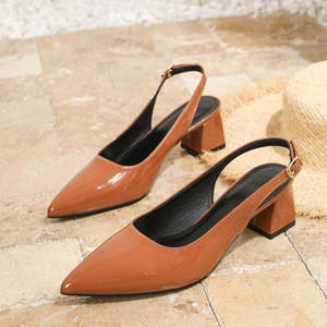 Nouvelles sandales d'été à talons hauts pour femmes, grandes tailles 36-45, en cuir verni uni, à bout ouvert, à enfiler, pour les aventures en extérieur en automne - Product Image 1