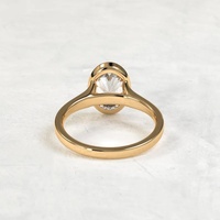 Anillo de Compromiso Solitario con Diamante Cultivado en Laboratorio de 2 Quilates, Corte Ovalado, Engaste de Bisel, Tallo Dividido, Oro Sólido de 14K/18K, Certificado IGI, CVD/HPHT, Personalizado
