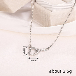 Collar con Colgante de Corazón Calado para Mujer, Estilo Pavé Brillante, Joyería de Moda, Regalo - Product Image 4