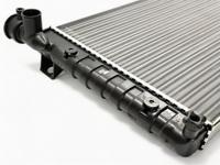 Radiateur d'eau de voiture compatible Lada 2106 OE 2106-1301012, Pièces de système de refroidissement moteur automobile avec processus d'expansion des tubes