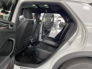 T-Roc Time Edition SUV 2021 Usado, Sistema de Cuero, Luces LED, 25000-50000 Millas Restantes, Volante a la Izquierda, Euro VI, Listo para Exportar - Product Image 6