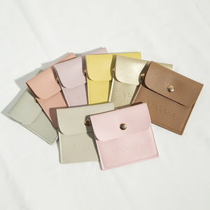 Pochette à bijoux en cuir PU avec fond rigide, sac cadeau pour colliers, sac à bijoux avec impression en relief, logo personnalisé, vente en gros, pochette enveloppe - Product Image 5