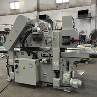 Machine à planer industrielle double face pour la production de parquet en bois dur avec tête de coupe hélicoïdale