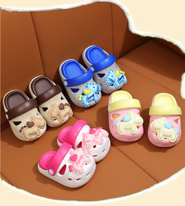 Chaussures de plage pour enfants, nouvelles chaussures d'été en EVA antidérapantes pour enfants de petite et moyenne taille, dessin animé, extérieur, maison - Product Image 2