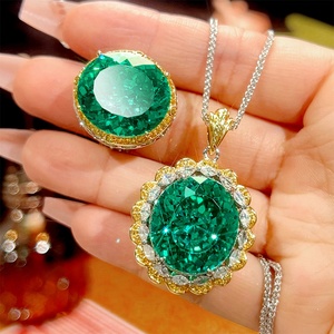 Conjunto de Joyería de Alta Calidad con Colgante de Cobre Ecológico para Mujer, 18*20mm, Circonita Cúbica Verde, Collar y Aretes Vintage - Product Image 2