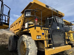 รถดัมพ์มือสอง CAT 773E สำหรับงานเหมือง แบบมีข้อต่อ ขับเคลื่อนด้วยดีเซล 4x2 ความจุมากกว่า 50 ตัน กำลัง 501 กิโลวัตต์ มาตรฐานไอเสียยูโร 2 เกียร์อัตโนมัติ พร้อมระบบปรับอากาศ บริการนอกสถานที่ ขายแล้ว - Product Image 2