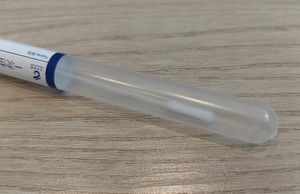 Tek kullanımlık 15ml Swab kanül tipi sünger akın tıbbi sarf malzemeleri PP malzeme ile laboratuvar kullanımı için Polyester iple yüz germe - Product Image 4